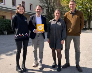 Siegelübergabe im Gymnasium an der Gartenstraße in Mönchengladbach – ein starkes Zeichen für gelebte Vielfalt und interkulturelles Lernen