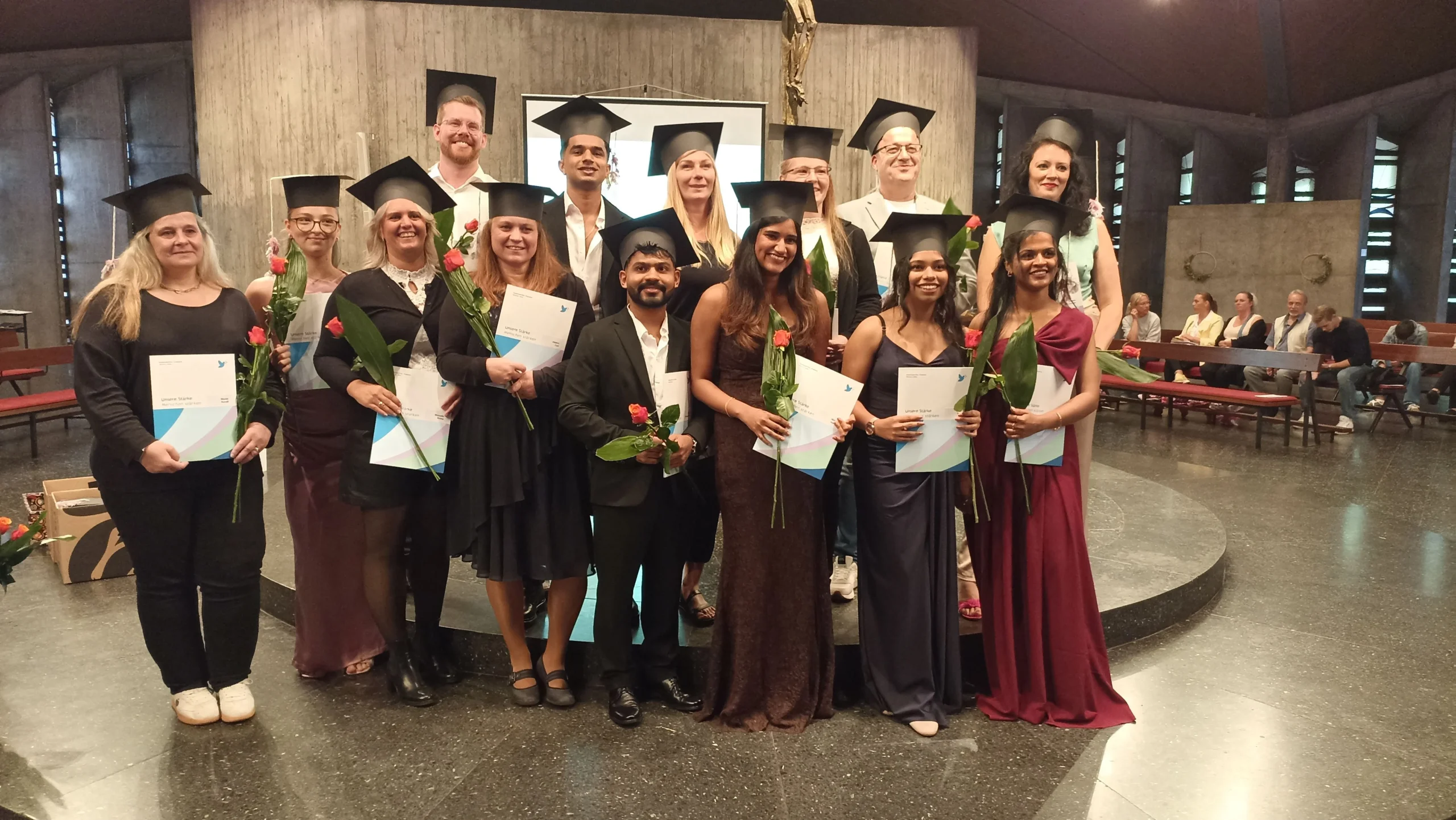 Pflegeschule Krefeld wird Schule Global